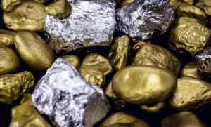 Gold and Silver Hold Near Multi-Week Highs