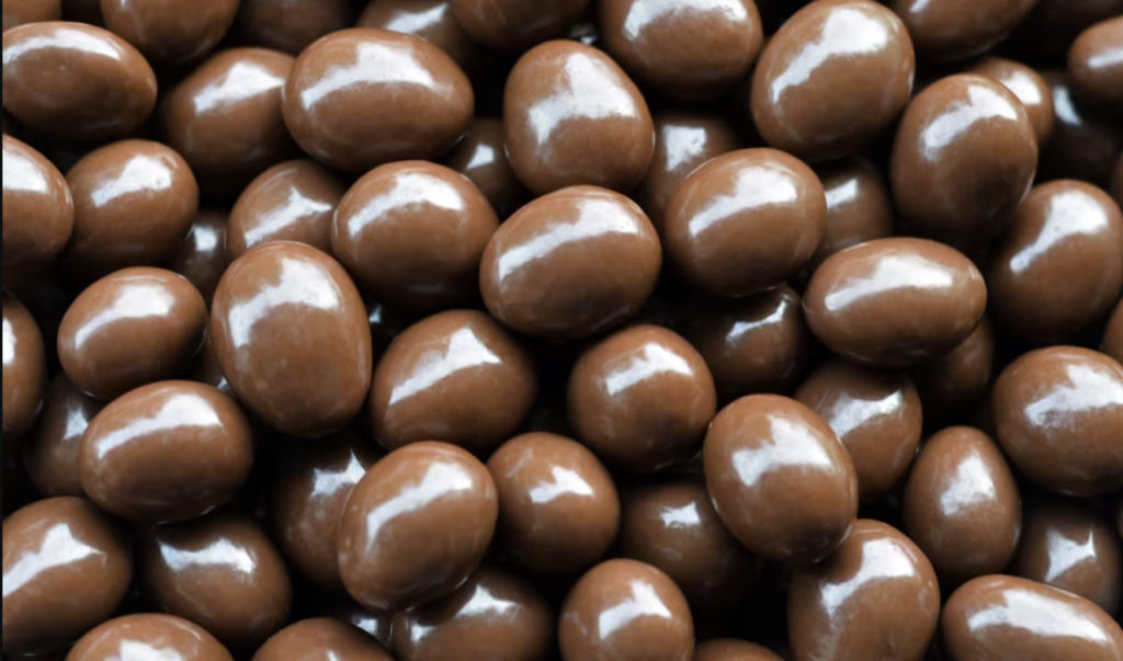 Cocoa Prices Recover as Ivory Coast Weather Risk Collides With Rising Inventories