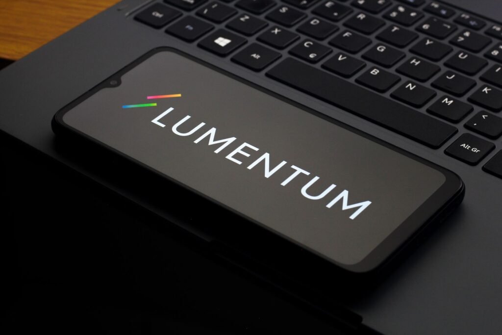Lumentum Stock Rises as AI Infrastructure Demand Outpaces Supply